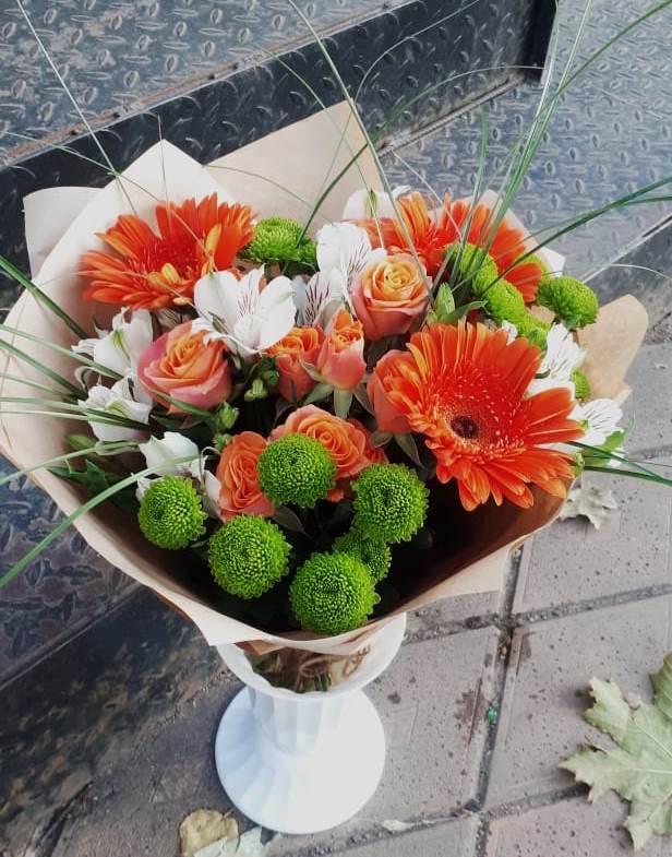 Букет цветов из: Герберы, Хризантемы, Альстромерии и Розы в Пролетарском Ставропольского края