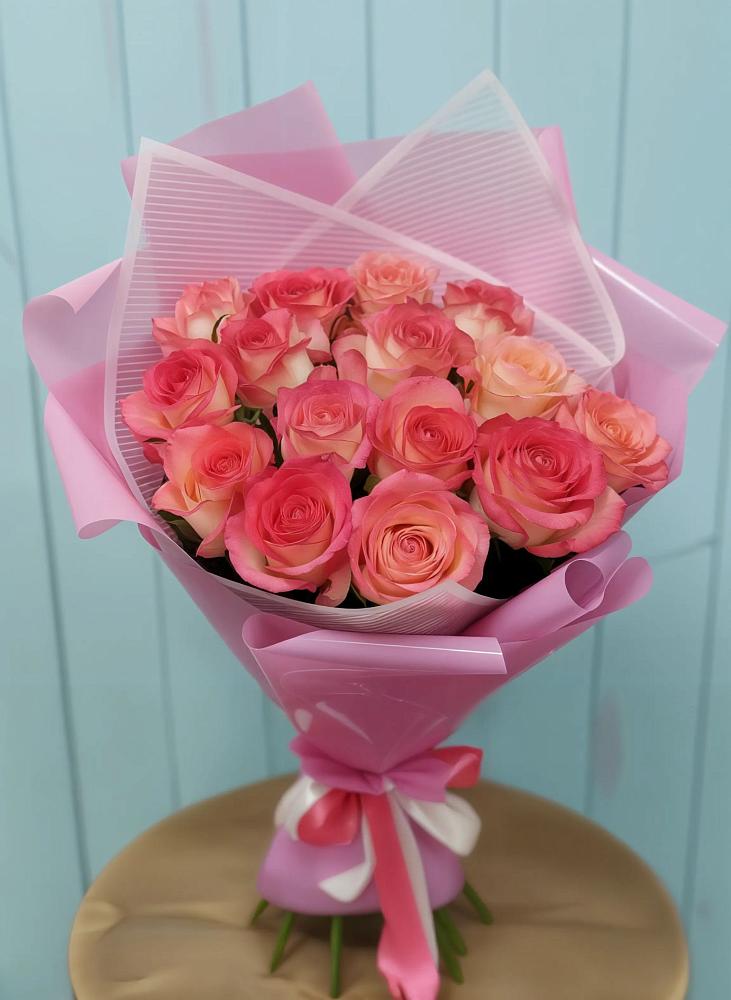 Букет 15 Розовых роз Равель в Пролетарском Ставропольского края