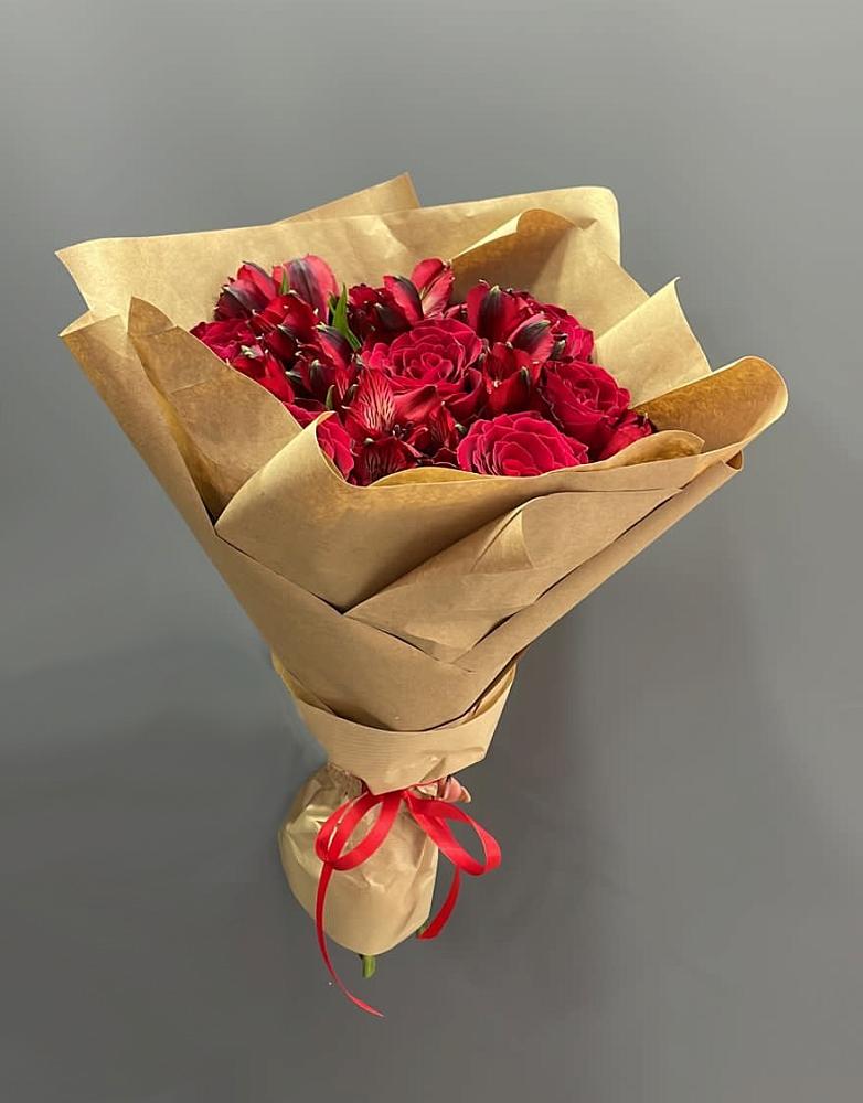 Букет цветов из: Альстромерии и Розы в Пролетарском Ставропольского края