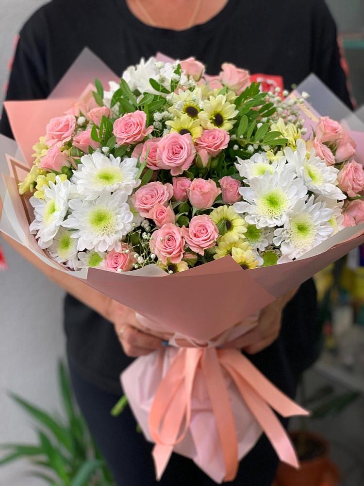 Букет цветов из: Розы и Хризантемы в Пролетарском Ставропольского края