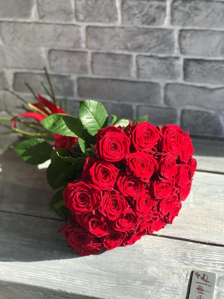 Букет Красные розы Фридом в Пролетарском Ставропольского края