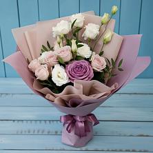 Букет цветов из:  Розы и Лизиантусы в Пролетарском Ставропольского края