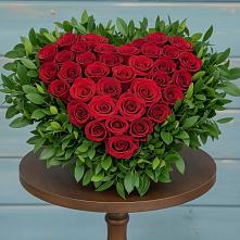 Цветочная композиция из Розы в виде сердца #REPLACE_PRED# Пролетарском Ставропольского края