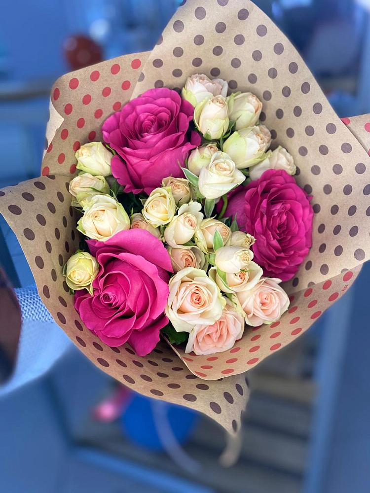 Букет цветов из: Розы в Пролетарском Ставропольского края