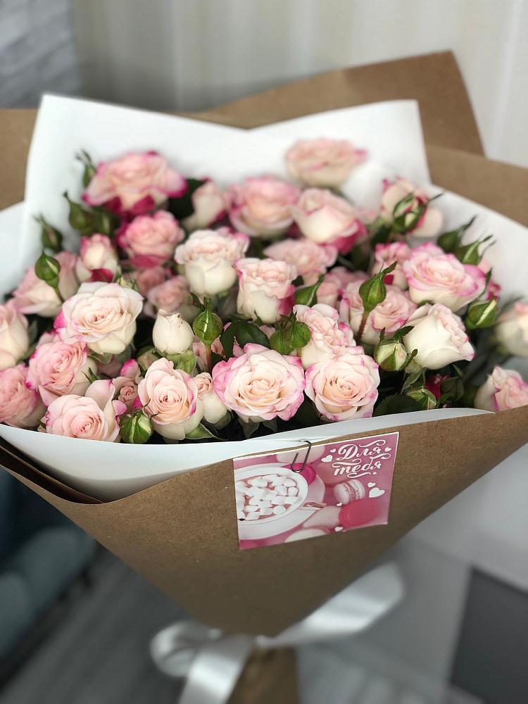 Букет цветов из: Розы в Пролетарском Ставропольского края