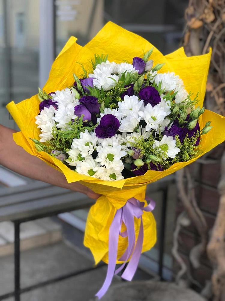 Букет цветов из: Ирисы, Хризантемы и Ромашки в Пролетарском Ставропольского края