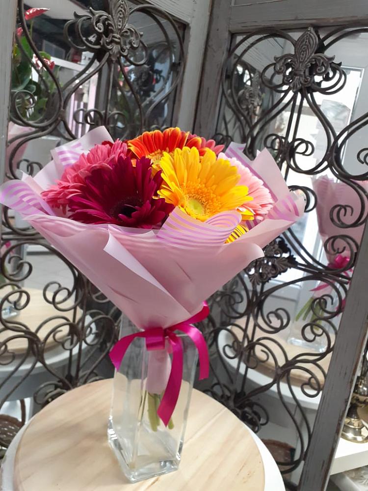 Букет цветов из: Герберы в Пролетарском Ставропольского края