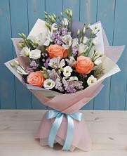 Букет цветов из:  Лизиантусы, Розы, Альстромерии и Гипсофила в Пролетарском Ставропольского края