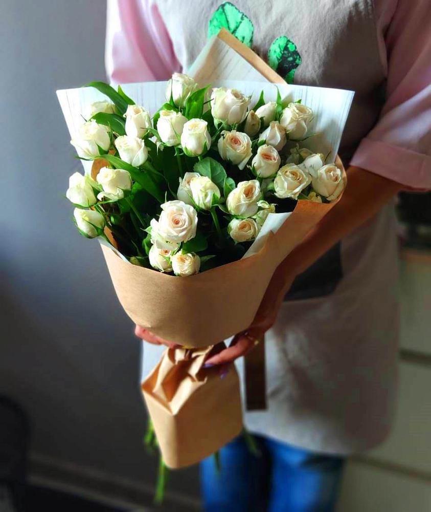 Букет цветов из: Розы в Пролетарском Ставропольского края
