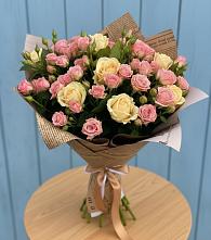 Букет цветов из:  Розы в Пролетарском Ставропольского края