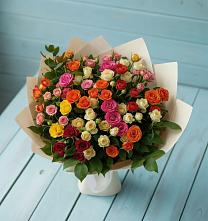 Букет Микс из разноцветных кустовых роз в Пролетарском Ставропольского края