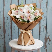 Букет цветов из:  Орхидеи и Розы в Пролетарском Ставропольского края